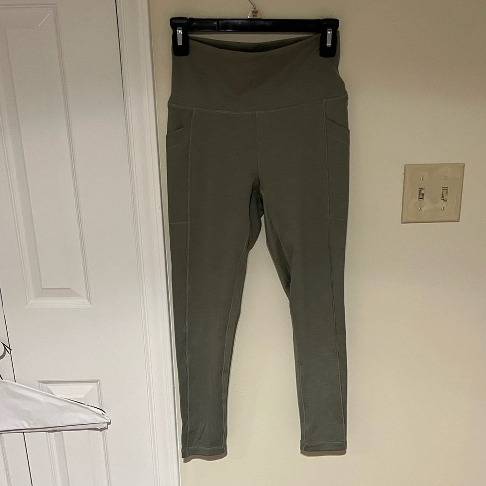 NWT Prana Ribbed Leggings in Sage Green